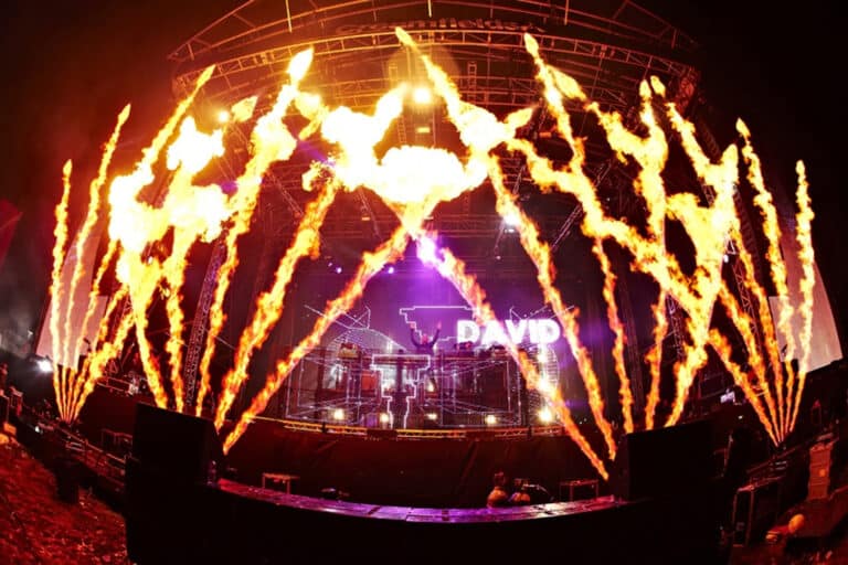 Firestar (Universal Effects) - Photo 1