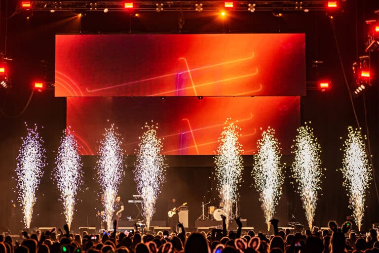 Sparkular Jet (Showven) - Photo 2